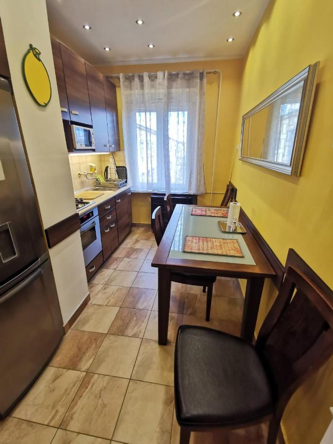 Smart Business Apartman 미슈콜츠 외부 사진